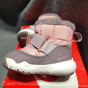 Nike Flex Advance boots in Pink Glaze and Violet Ore